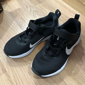 New Little Kids Nike Revolution 6